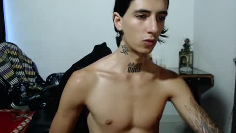 Snapshot of kyleer77 chatting on March 12, 11:12 pm kyleer77 online show from March 12, 11:12 pm