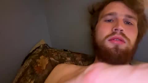 Snapshot of kylelovepussy69 chatting on October 17, 8:40 am kylelovepussy69 online show from October 17, 8:40 am