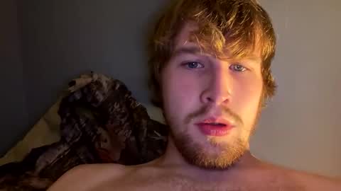 Snapshot of kylelovepussy69 chatting on January 31, 9:59 pm kylelovepussy69 online show from January 31, 9:59 pm
