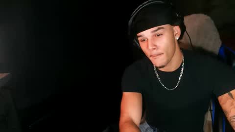 KyleWhiteDGS online show from December 12, 4:26 am