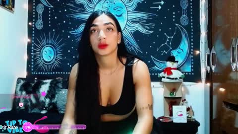 Snapshot of kylie_capricorn chatting on January 2, 11:38 pm kylie online show from January 2, 11:38 pm