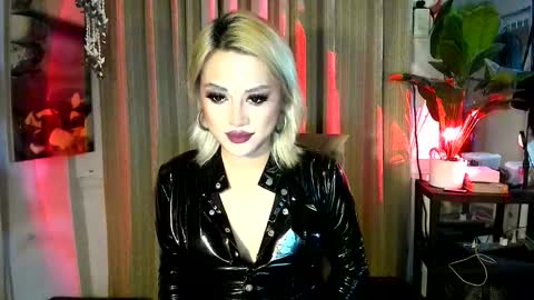 kylie online show from November 21, 8:45 am