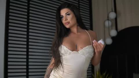 Kylie online show from May 20, 1:57 am