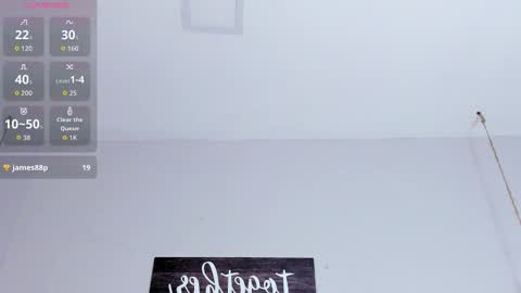 kylie_ls online show from December 2, 2:43 am