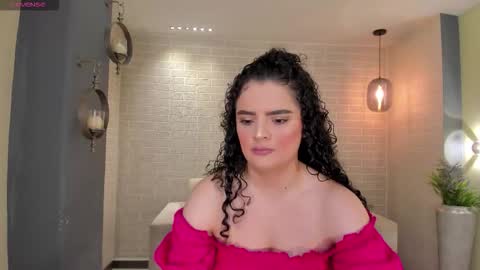 Kylie Jenkins online show from November 20, 11:53 am