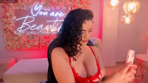 Kylie Jenkins online show from January 15, 11:08 am