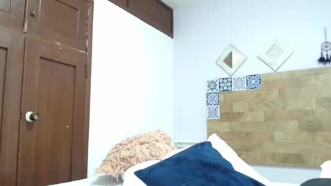 Kylie online show from March 12, 2:01 pm