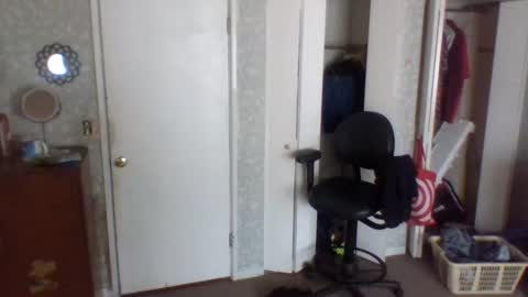 kym12672 online show from June 27, 7:20 pm