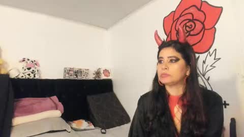 call me kim  online show from October 19, 11:53 pm