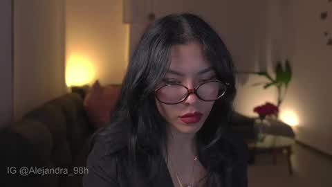 schedule 300 pm - 1100pm colombia time online show from January 15, 12:52 am