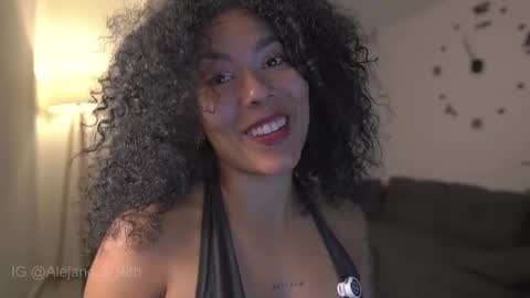 Snapshot of kyria__1 chatting on October 18, 2:49 am schedule 300 pm - 1100pm colombia time online show from October 18, 2:49 am