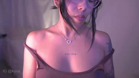 Snapshot of kyria__1 chatting on February 9, 11:36 pm schedule 300 pm - 1100pm colombia time online show from February 9, 11:36 pm