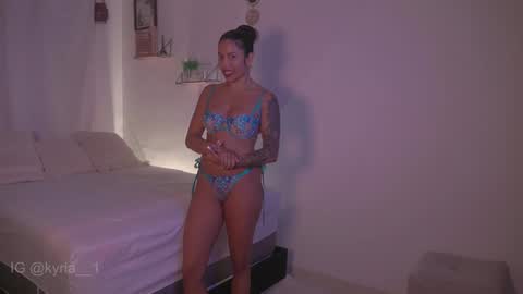 Snapshot of kyria__1 chatting on February 7, 4:16 am schedule 300 pm - 1100pm colombia time online show from February 7, 4:16 am