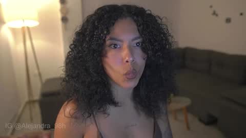 Snapshot of kyria__1 chatting on September 13, 11:18 pm schedule 300 pm - 1100pm colombia time online show from September 13, 11:18 pm