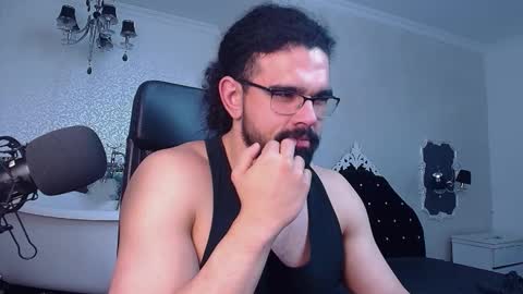 KysonRhodes online show from December 23, 6:41 am