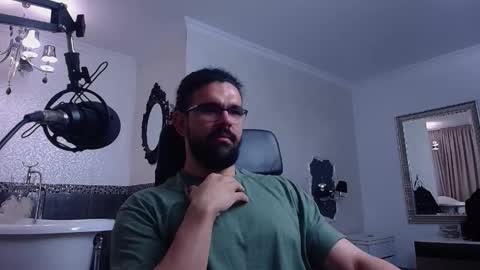 KysonRhodes online show from December 16, 5:36 am