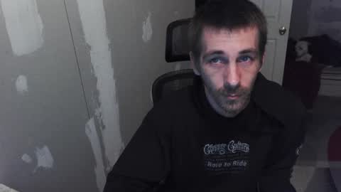 l1v1nth3dr3am online show from September 16, 8:39 am