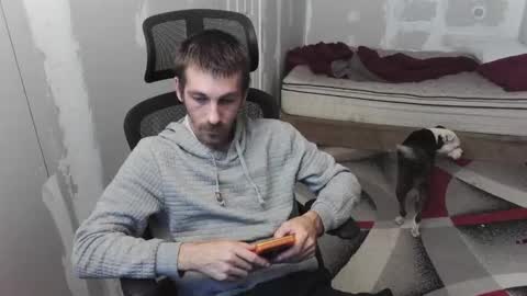 l1v1nth3dr3am online show from September 18, 2:37 am