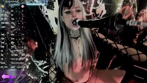 AMAZONA  online show from December 1, 8:07 pm