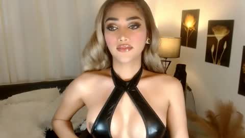 ISABEL online show from February 10, 4:04 am