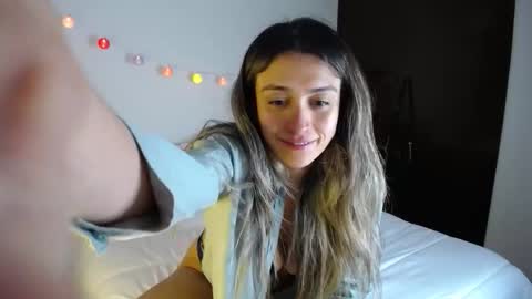 Catalina online show from December 23, 3:56 am