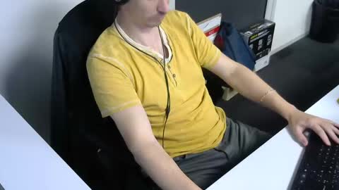 labelette007 online show from January 8, 4:33 pm