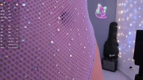 Snapshot of labrika_ chatting on October 7, 4:03 pm Labrika online show from October 7, 4:03 pm