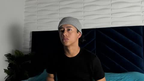 labrinthteasing online show from December 21, 12:11 pm