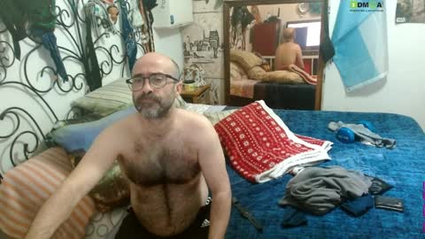 lachicadeldiablo online show from April 8, 6:33 pm