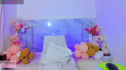 Laden And Juan online show from February 27, 1:20 am