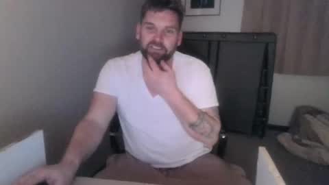 Snapshot of ladiesmandaddy chatting on February 10, 5:58 am Don Kedick online show from February 10, 5:58 am