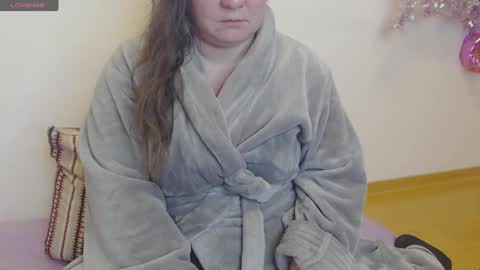 Snapshot of lady_adrianna chatting on February 28, 9:44 pm Lady Adrianna online show from February 28, 9:44 pm