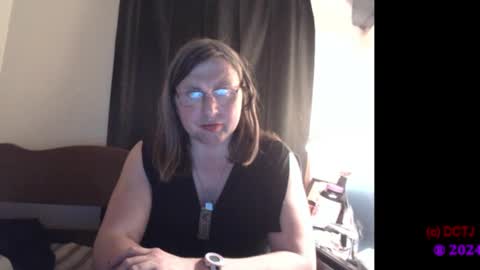 Snapshot of lady_delilah_ts chatting on December 2, 10:40 pm Delilah-Catherine online show from December 2, 10:40 pm