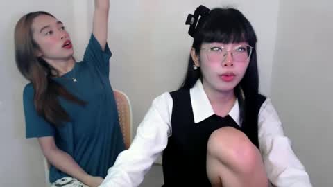 Snapshot of lady_galacticax chatting on February 20, 10:05 am online show from February 20, 10:05 am
