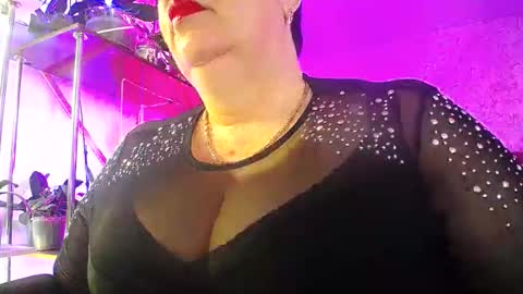 Lady Gloria online show from February 1, 6:21 am