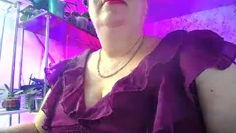 Lady Gloria online show from September 18, 4:27 am