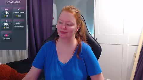 Snapshot of lady_inari chatting on February 9, 4:18 pm Angelika online show from February 9, 4:18 pm