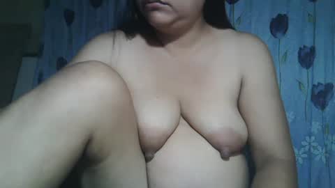 Snapshot of lady_love063 chatting on October 27, 10:10 pm lady_love063 online show from October 27, 10:10 pm