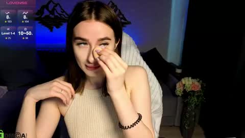 Olivia online show from May 28, 1:58 am