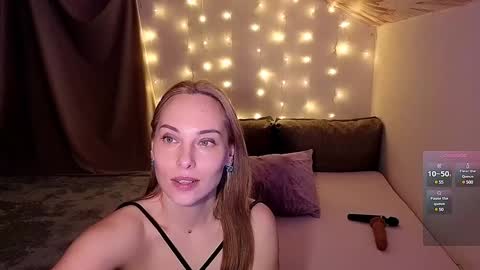 Snapshot of ladyadele1 chatting on January 22, 10:48 pm LadyAdele online show from January 22, 10:48 pm