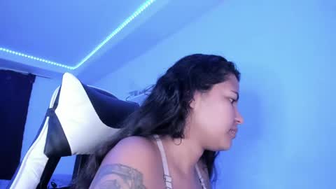  Lady  online show from February 28, 10:41 am