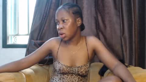 sexylila online show from April 23, 12:29 pm