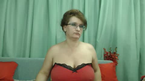 Nicole.... online show from September 21, 11:58 am