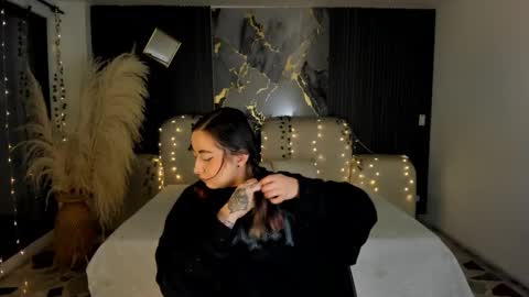 Lady  online show from January 7, 4:39 am