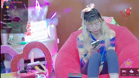 Skinnygirl online show from April 4, 11:12 pm