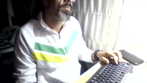 La Genova esta Dura beard boy male dick mastubate latinosexy latinohot latino glasses mature strong stronglegs online show from May 26, 2:28 am