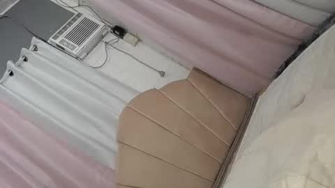 MANIKA online show from March 1, 7:15 pm