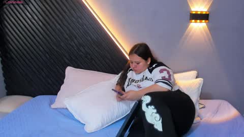    online show from April 9, 2:26 am