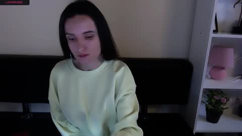 Snapshot of laimapinch_ chatting on January 12, 7:43 am Laima online show from January 12, 7:43 am