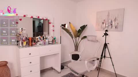 Laira online show from March 10, 11:07 pm